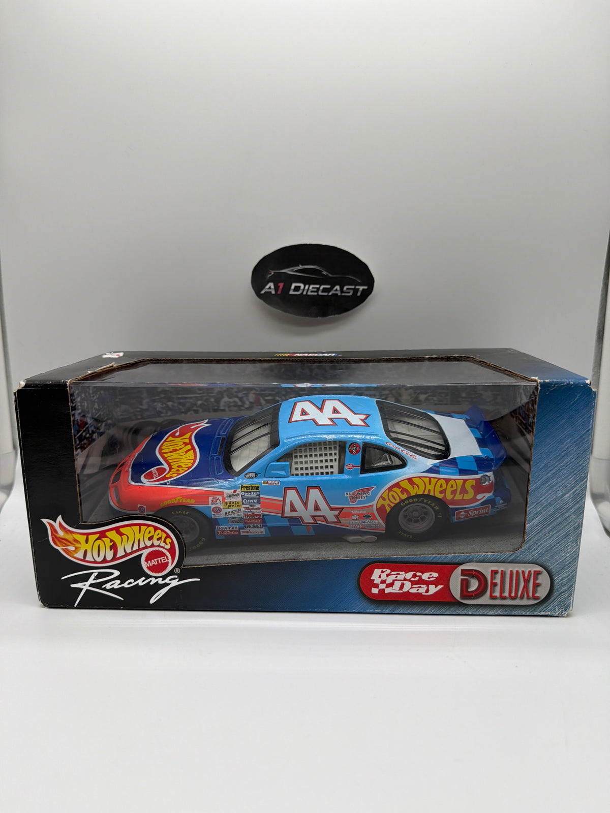 Hot Wheels Racing #44