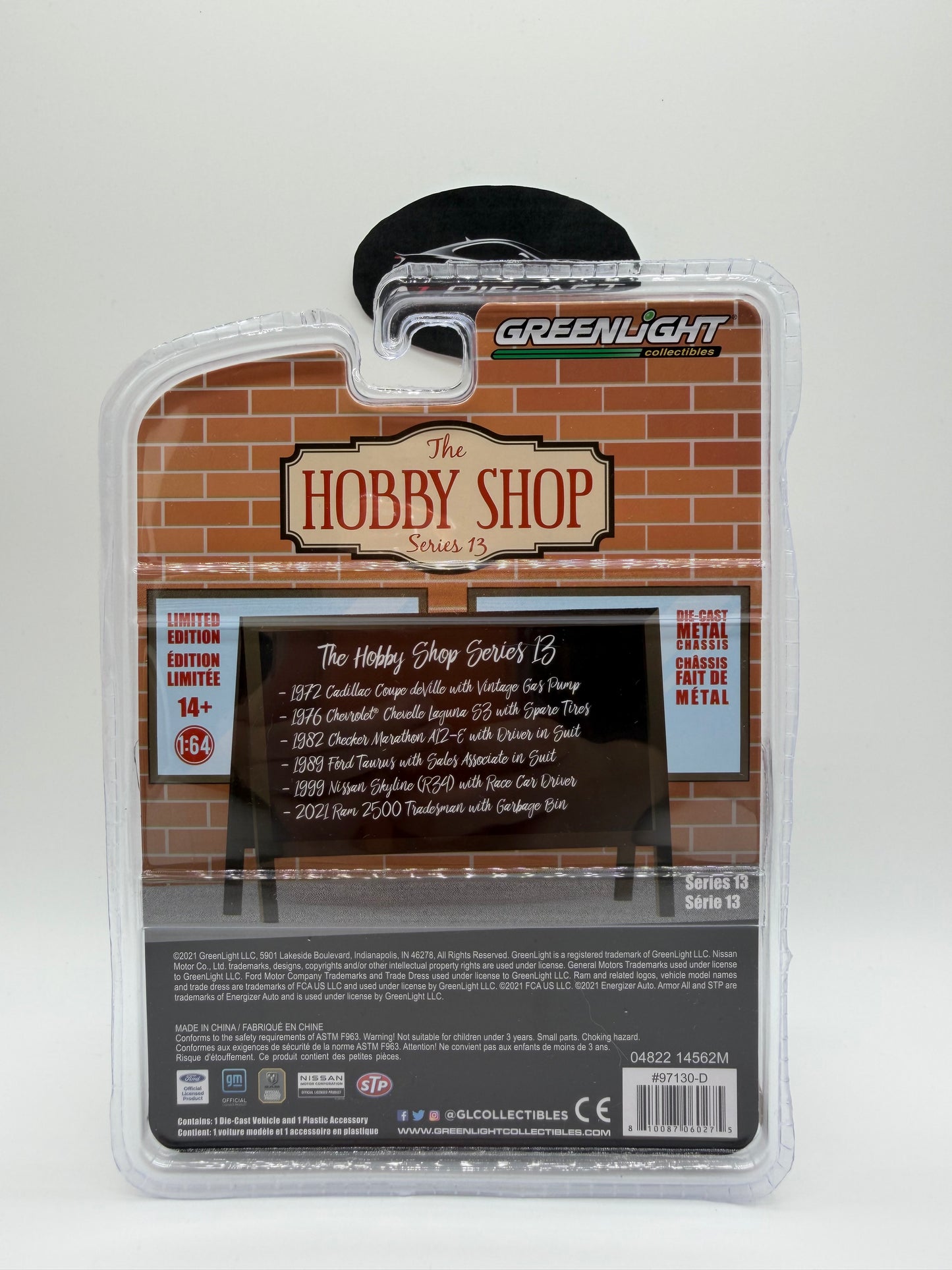 Greenlight The Hobby Shop 1989 Ford Taurus with Sales Associate in suit Chase