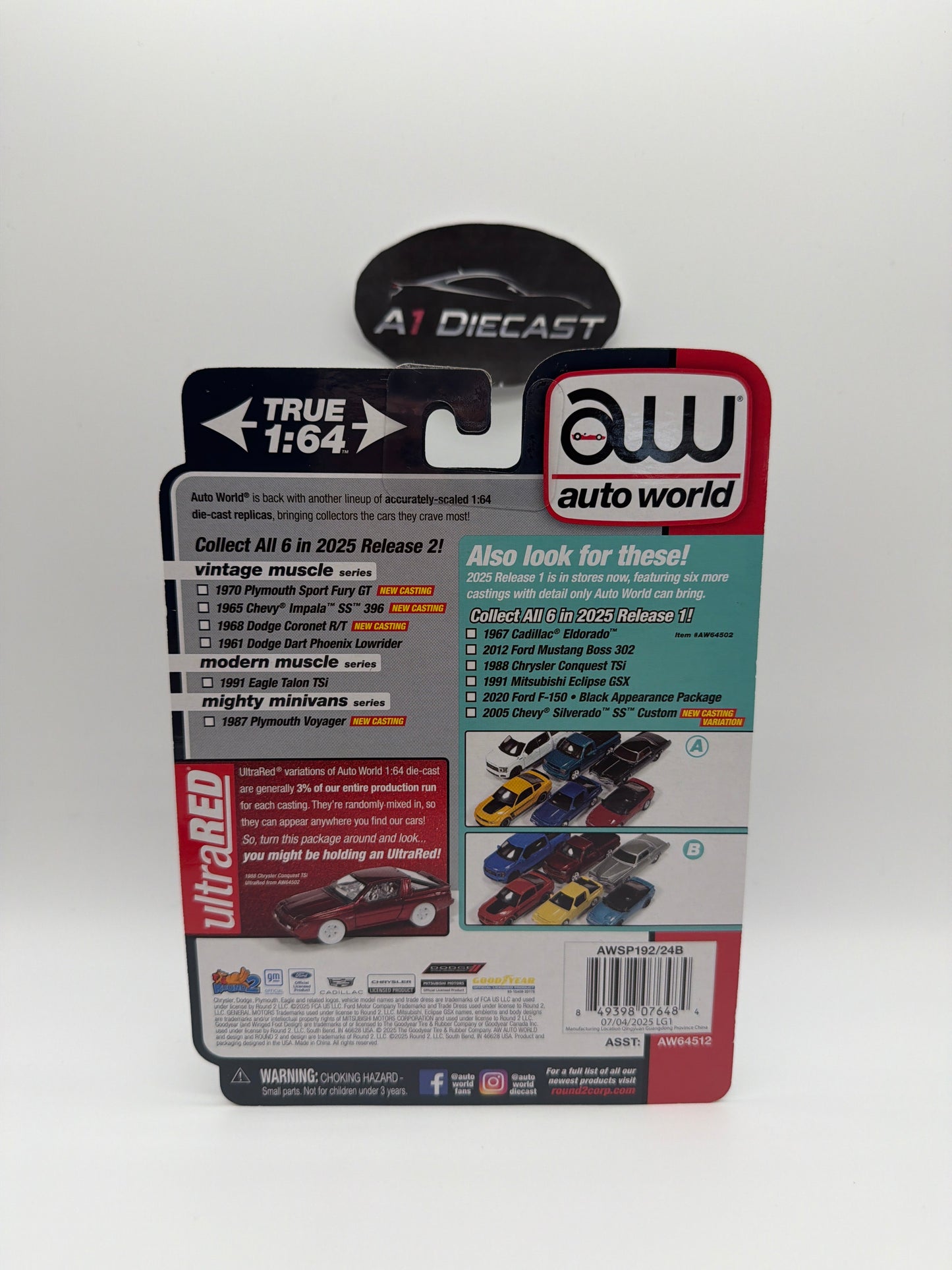 Auto World Premium 1970 Plymouth Sport Fury GT Chase