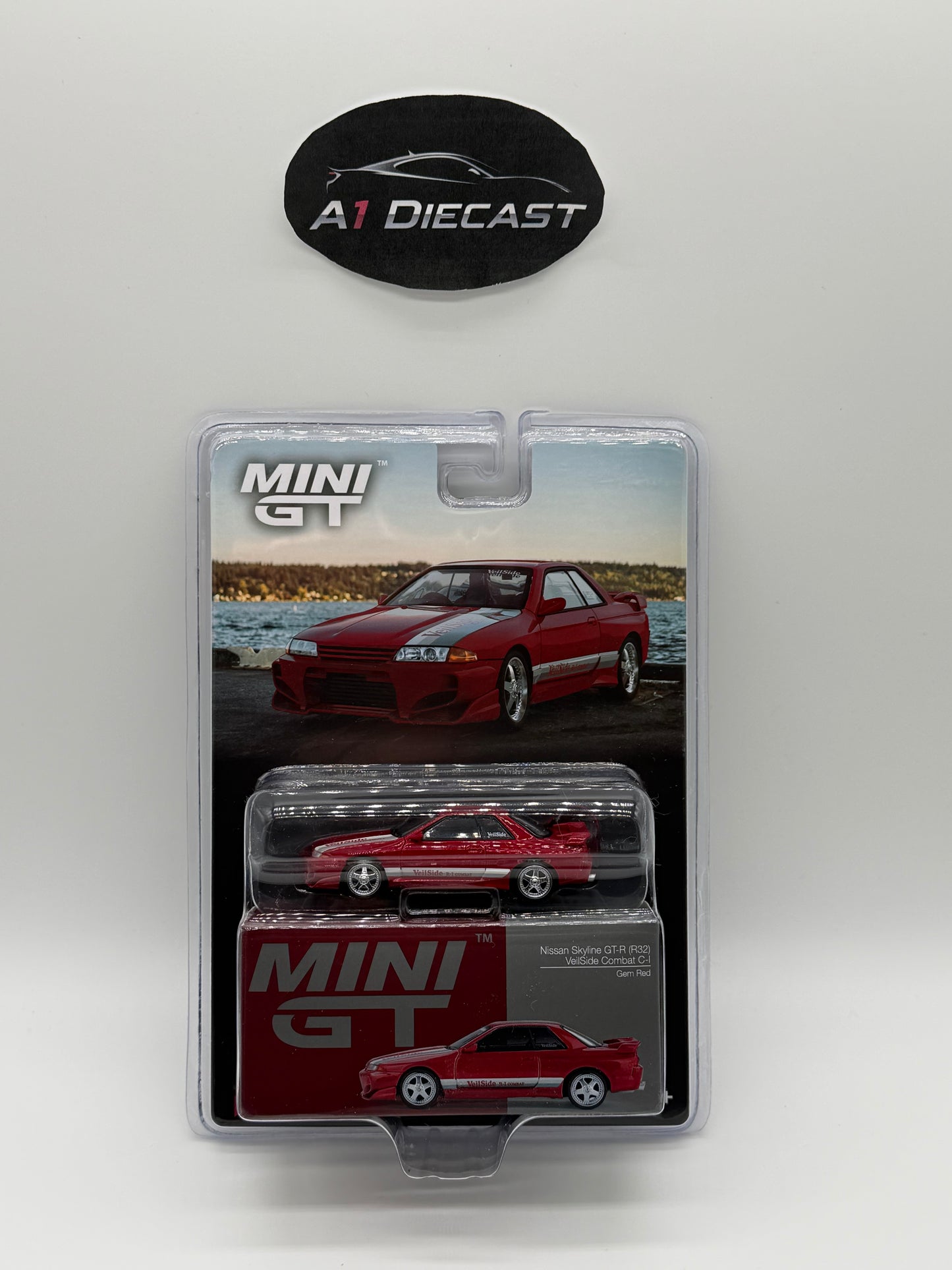 Mini GT Nissan Skyline GT-R (R32) VeilSide Combat C-I MGT00987-BL