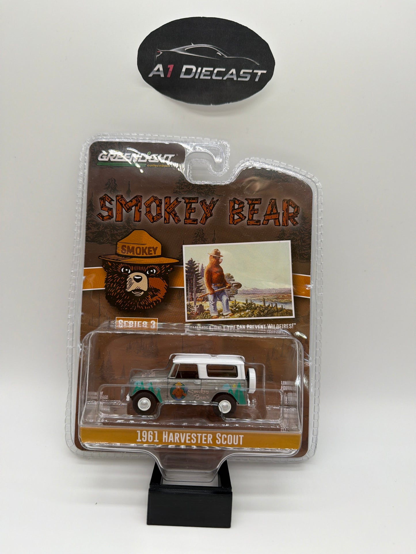 Greenlight Smokey Bear 1961 Harvest Scout Raw Chase