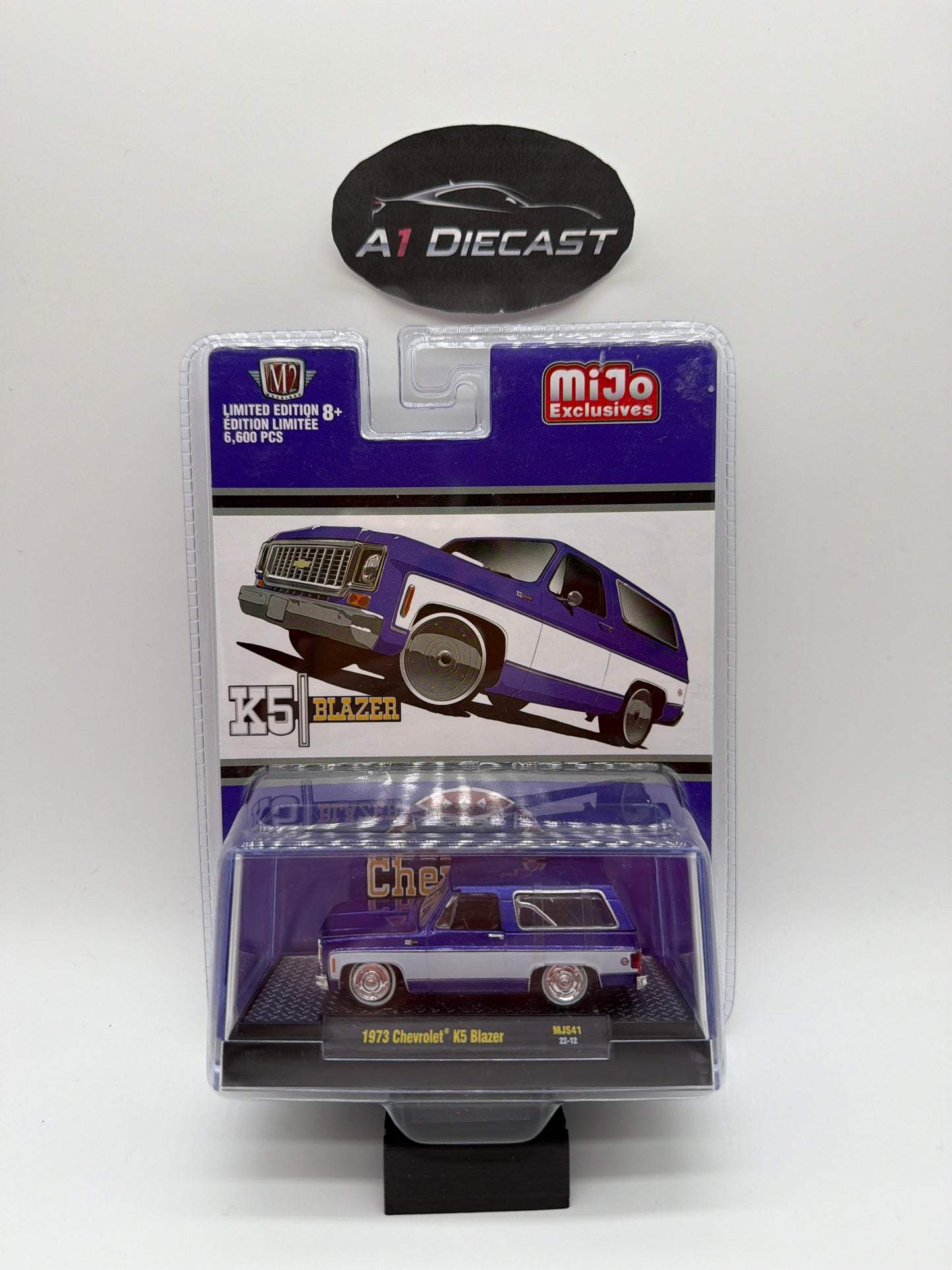 M2 Machines 1973 Chevrolet K5 Blazer