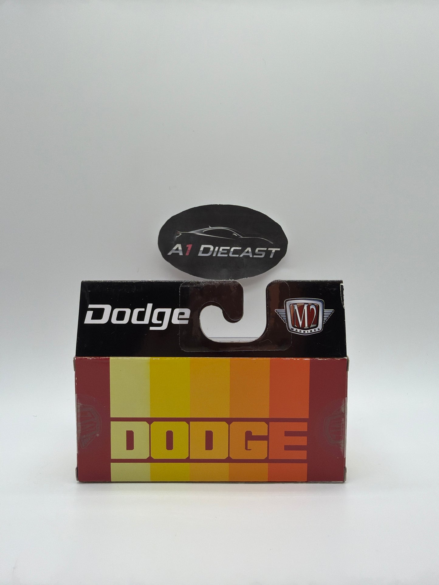 M2 Machines 1979 Dodge 150 Power Wagon Pick-M-Up Chase