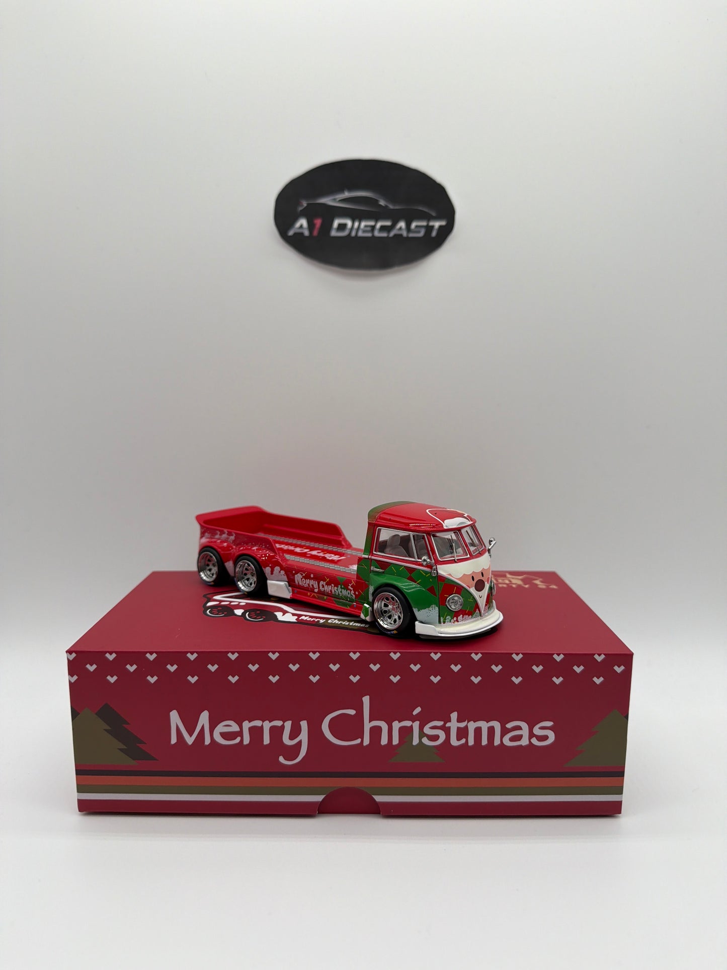 Liberty 64 Merry Christmas Tow VW T1