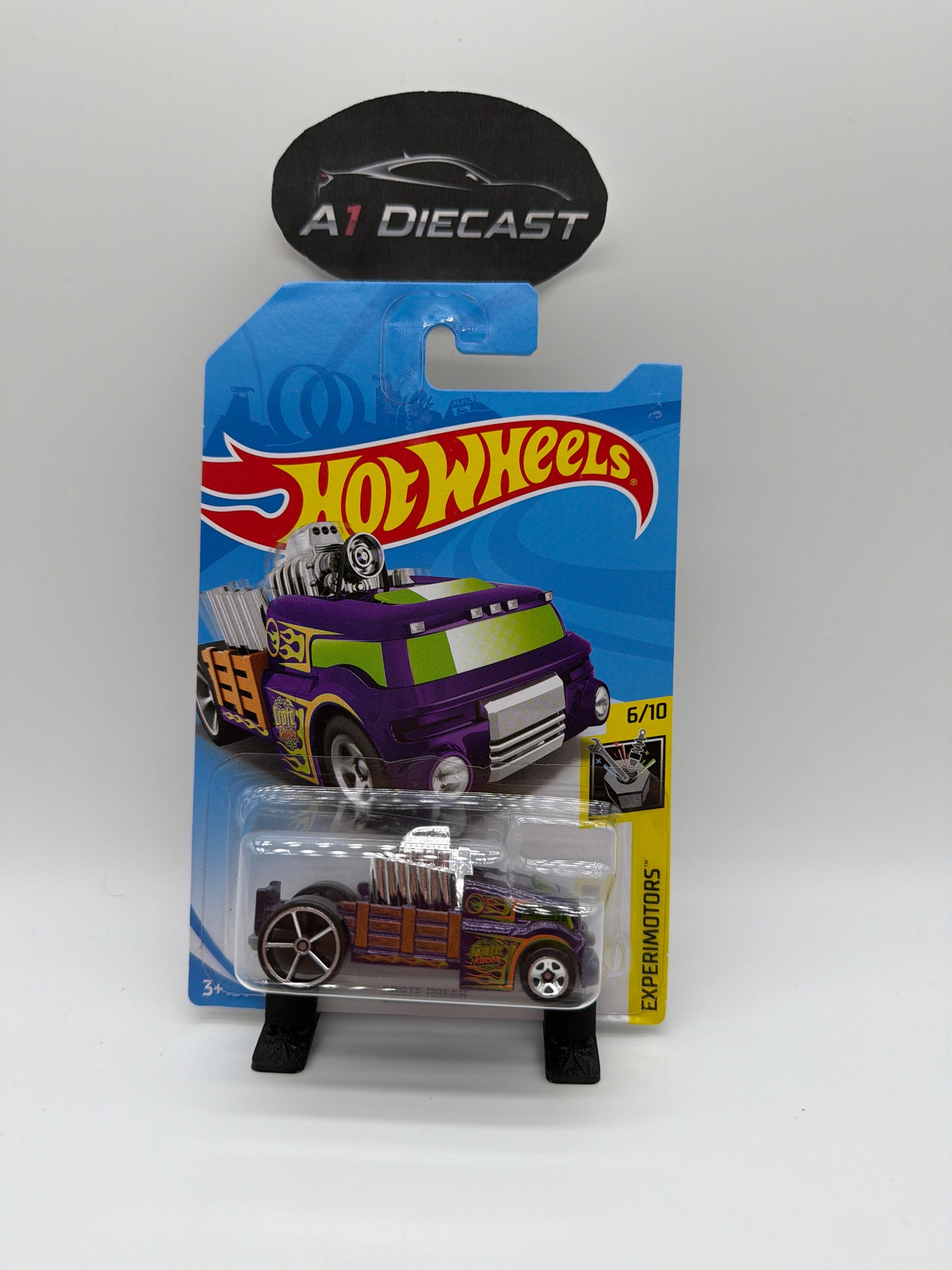 Hot Wheels Crate Racer Treasure Hunt