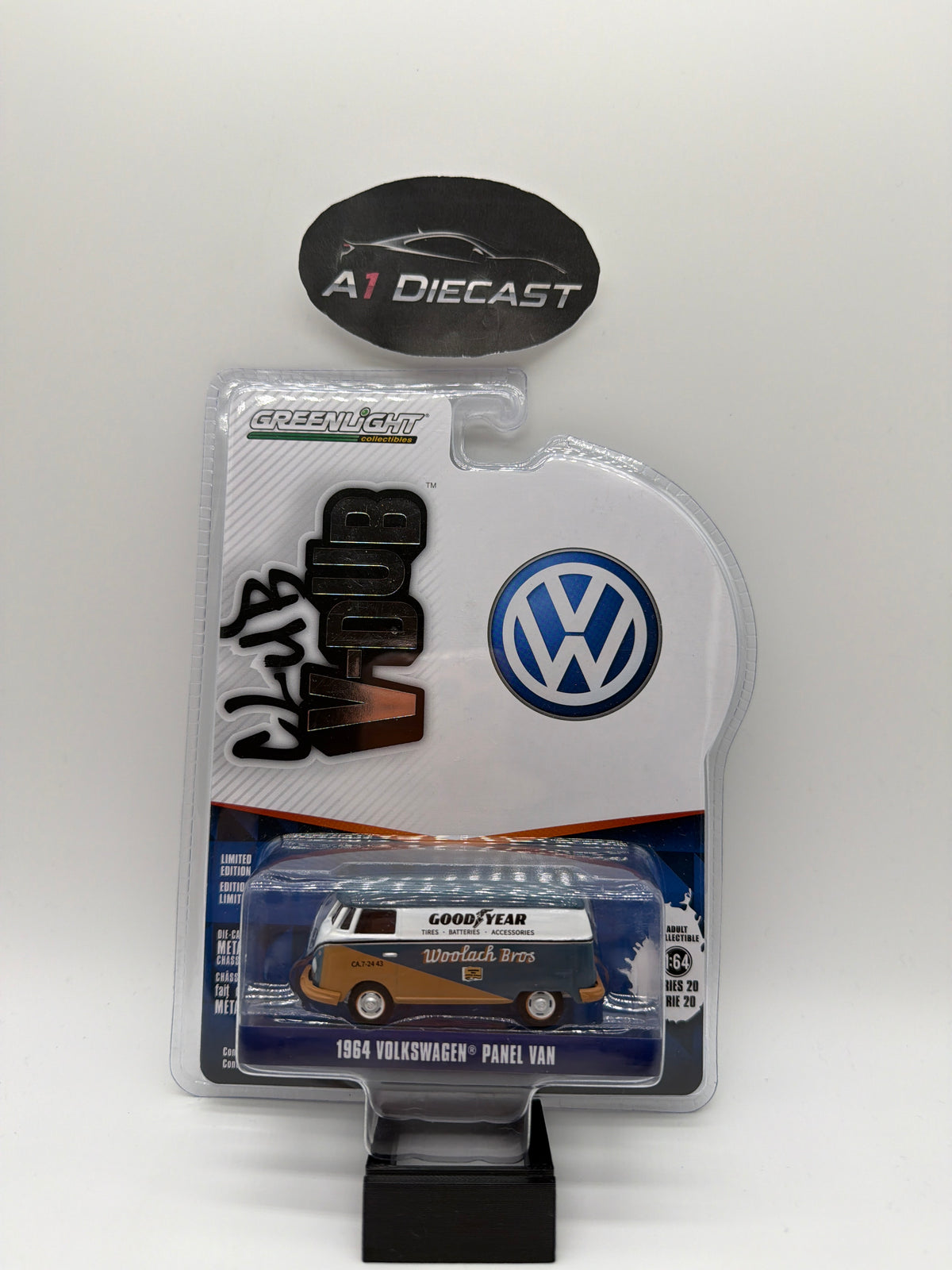 GreenLight V-Dub Club 1964 Volkswagen Panel Van