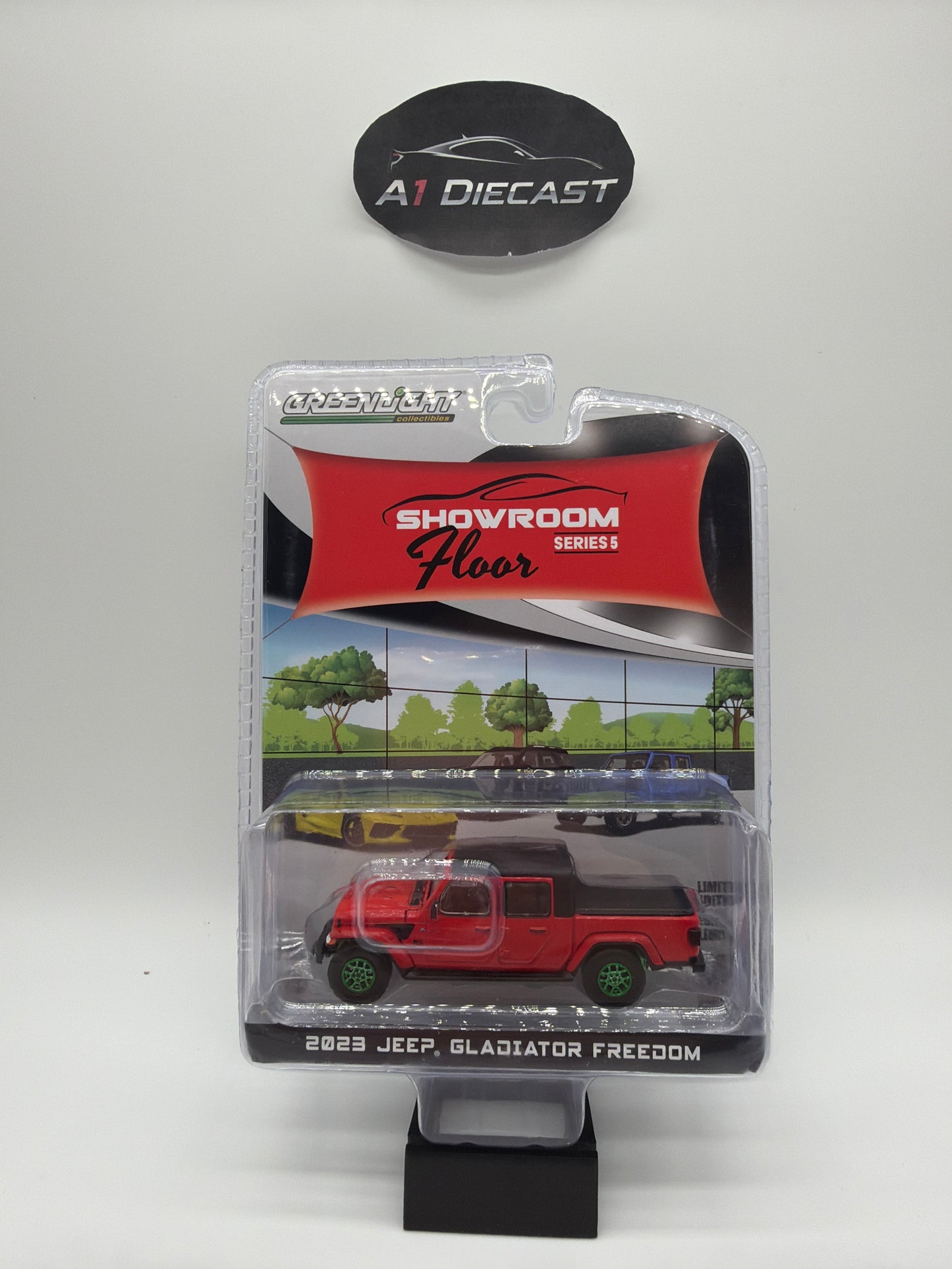 Greenlight Showroom Floor Series 5 2023 Jeep Gladiator Freedom Chase