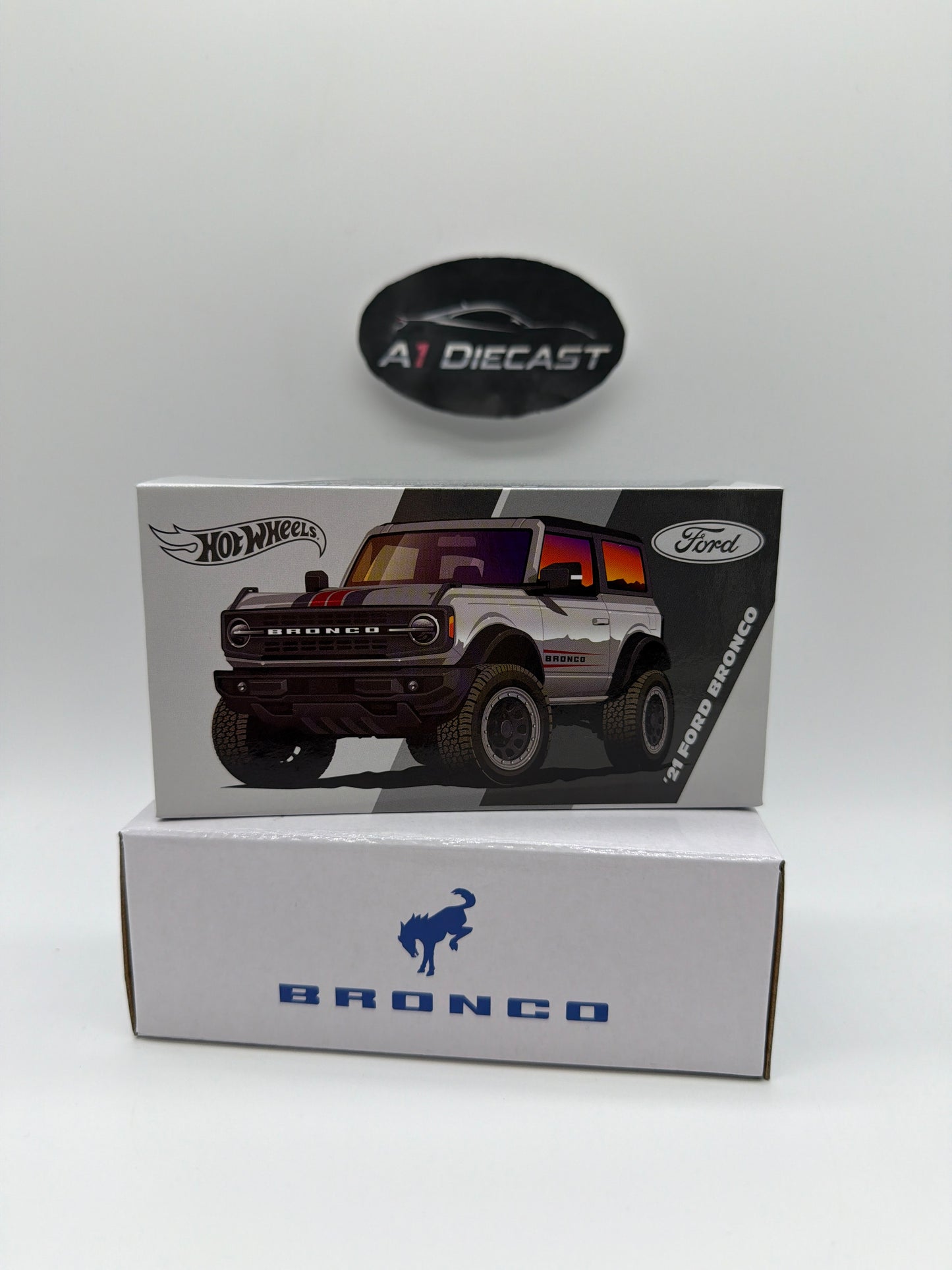 Hot Wheels Red Line Club ‘21 Ford Bronco Chase