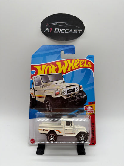 Hot Wheels Toyota Land Cruiser Treasure Hunt