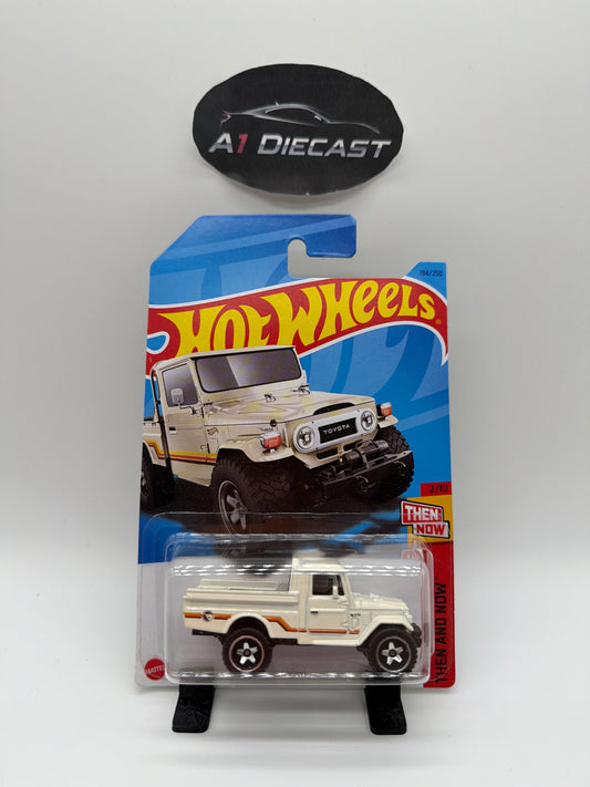 Hot Wheels Toyota Land Cruiser Treasure Hunt