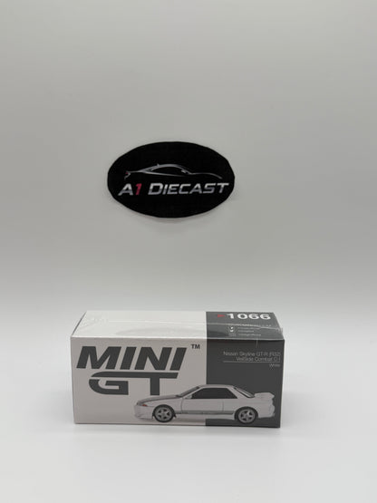 Mini GT Nissan Skyline GT-R (R32) VeilSide Combat C-I