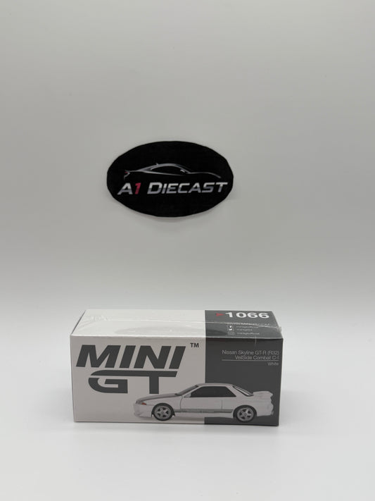 Mini GT Nissan Skyline GT-R (R32) VeilSide Combat C-I