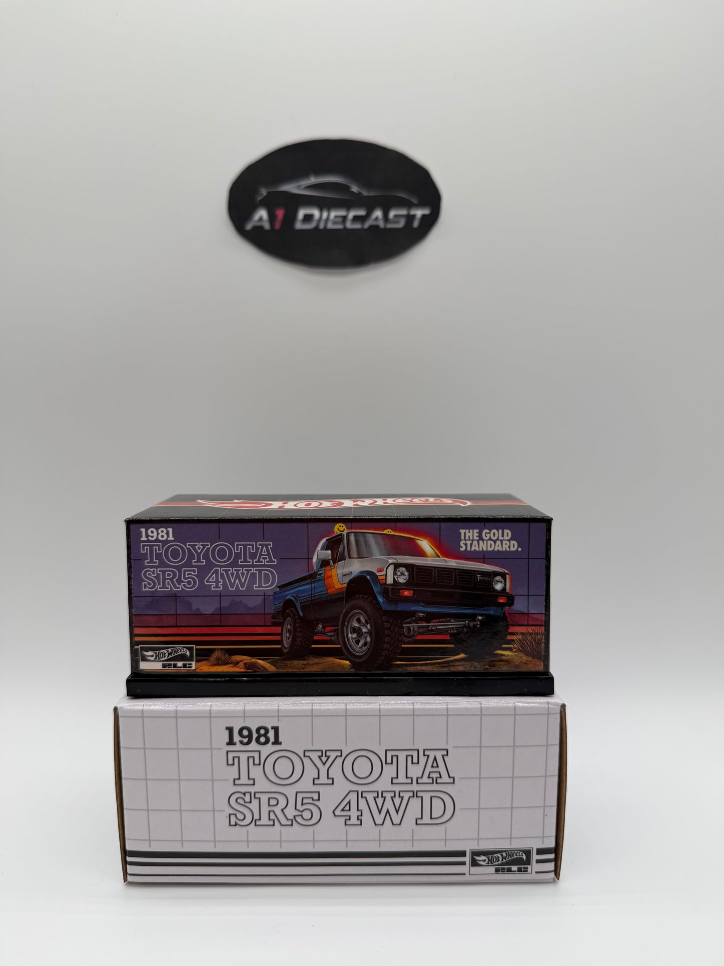Hot Wheels Red Line Club Real Riders 1981 Toyota SR5 4WD