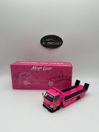 Mega Gear Custom Tow Truck Roxy