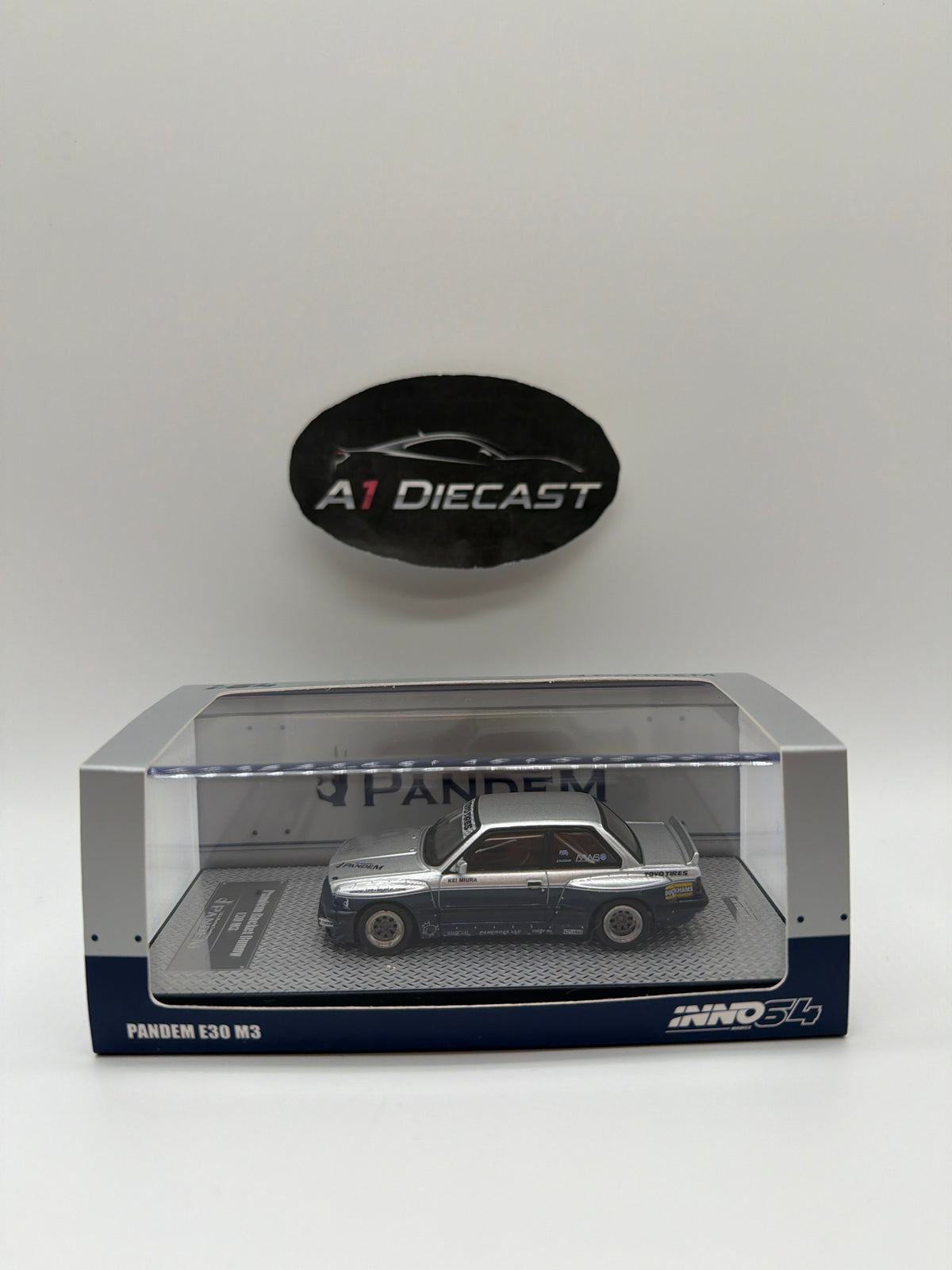 Inno 64 Pandem E30 M3