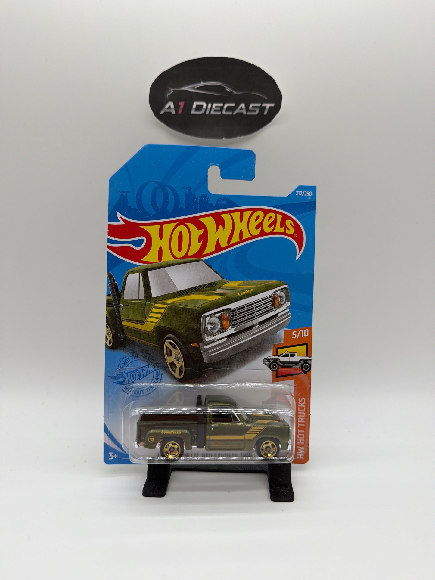Hot Wheels 1978 Dodge LI’L Red Express Truck Treasure Hunt