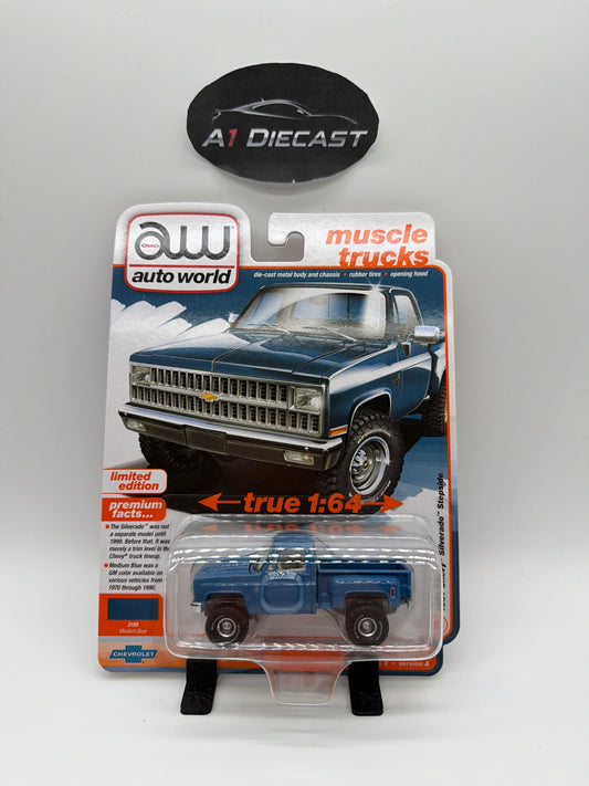 Auto World Premium 1981 Chevy Silverado Stepside