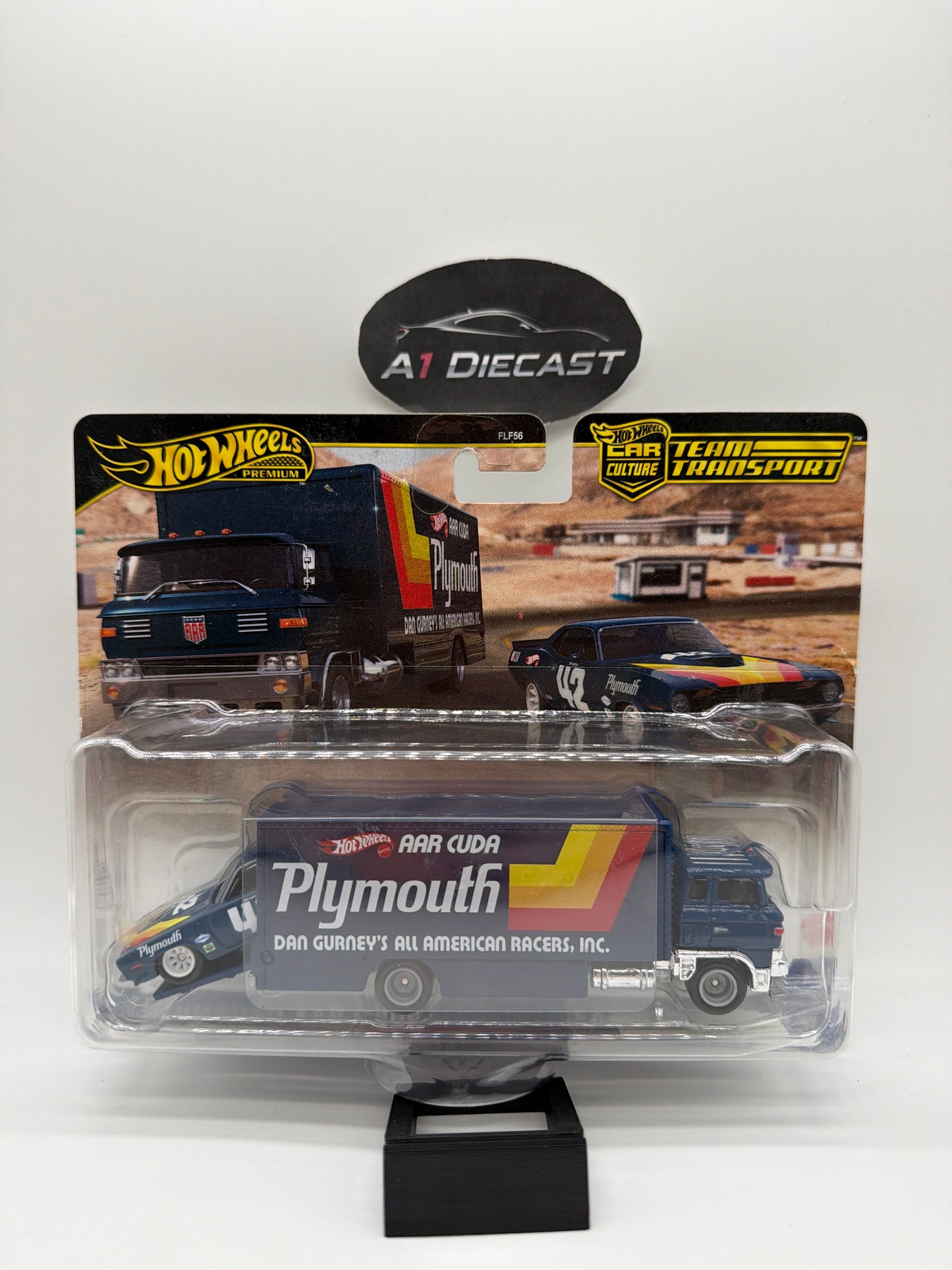 Hot Wheels Premium Car Culture Team Transport ‘70 Plymouth AAR Cuda & Sakura Sprint