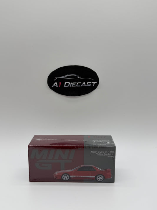 Mini GT Nissan Skyline GT-R (R32) VeilSide Combat C-I
