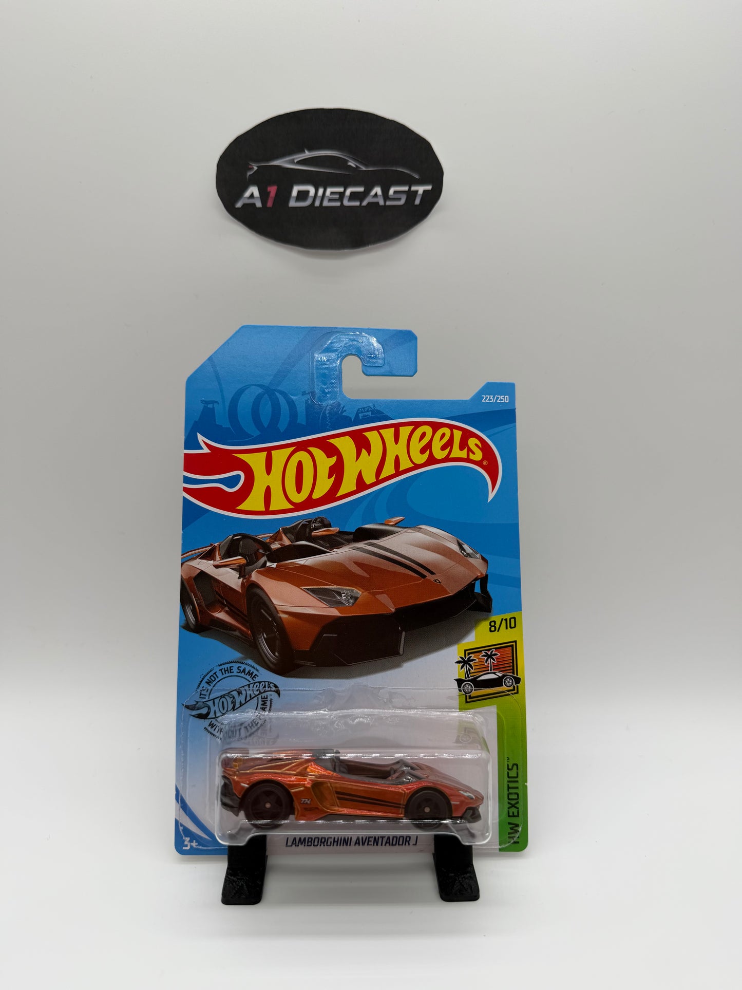 Hot Wheels Lamborghini Aventador Super Treasure Hunt
