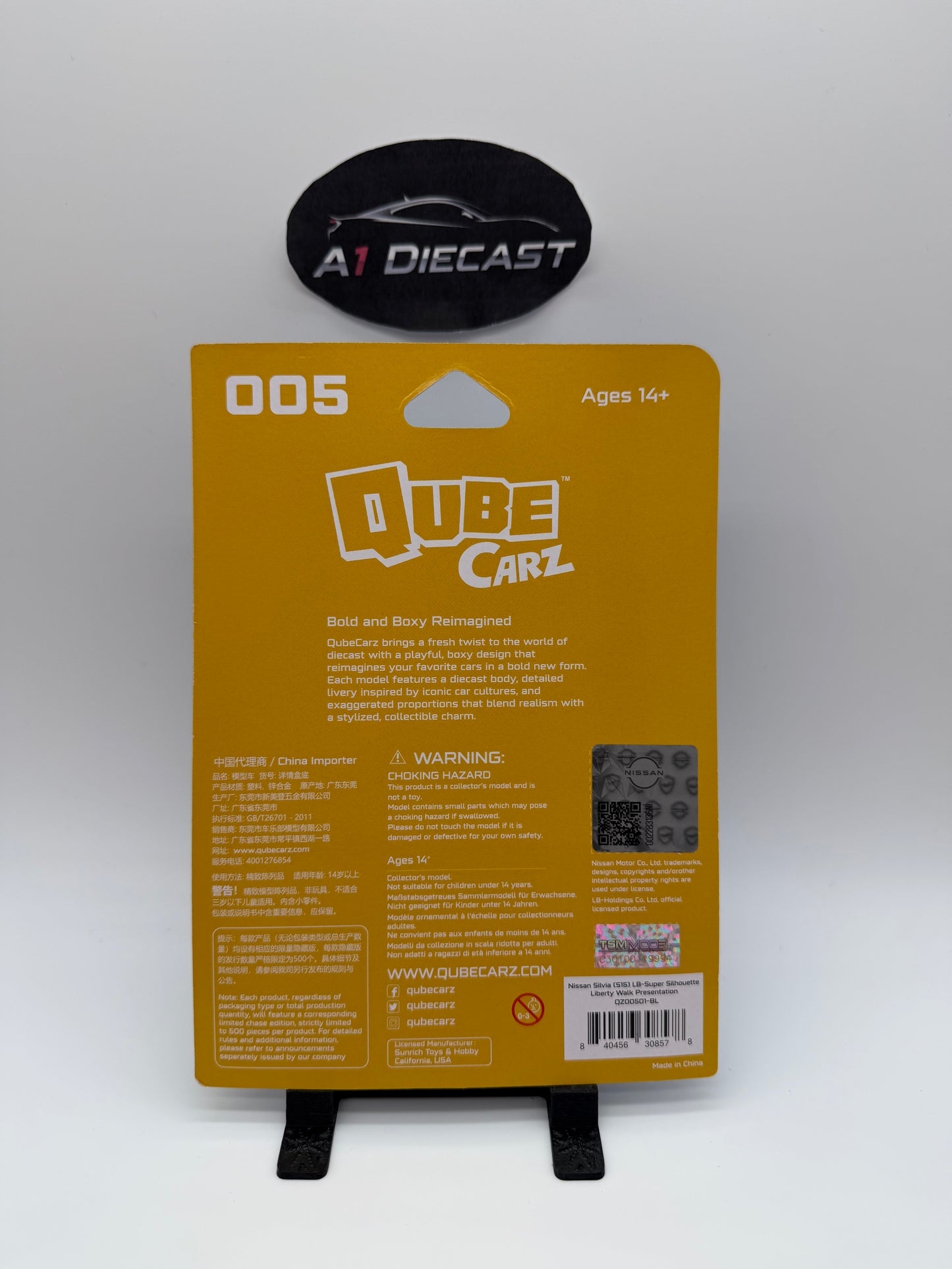 Mini GT Qube Carz Nissan Silvia (S15) LB-Super Silhouette Liberty Walk Presentation