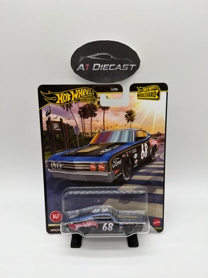 Hot Wheels Premium Boulevard ‘69 Ford Torino Talladega