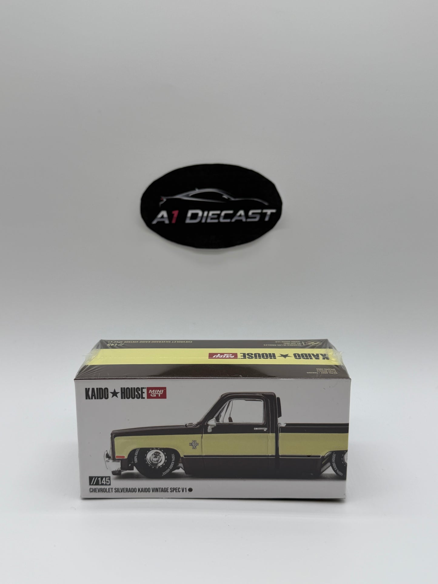 Kaido House Mini GT Chevrolet Silverado Kaido Vintage Spec V1