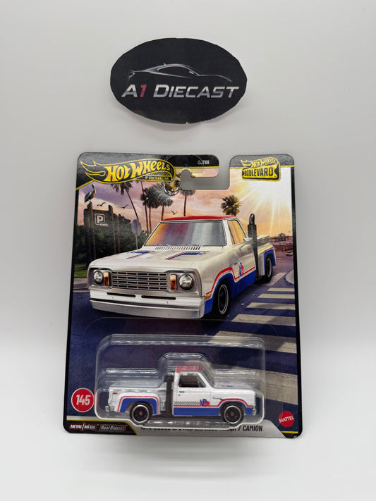 Hot Wheels Premium Boulevard 1978 Dodge Li’L Red Express Truck/Camion