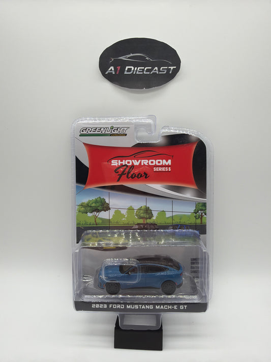 Greenlight Showroom Floor Series 5 2023 Ford Mustang Mach-E GT