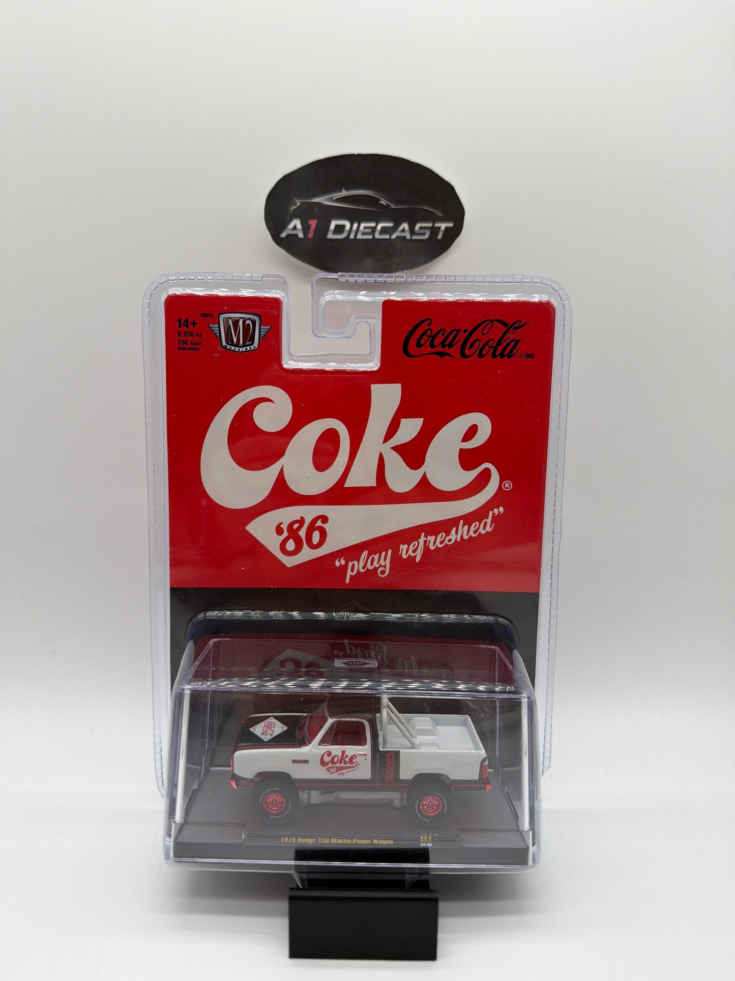 M2 Machines Coca-Cola 1979 Dodge 150 Macho Power Wagon Chase