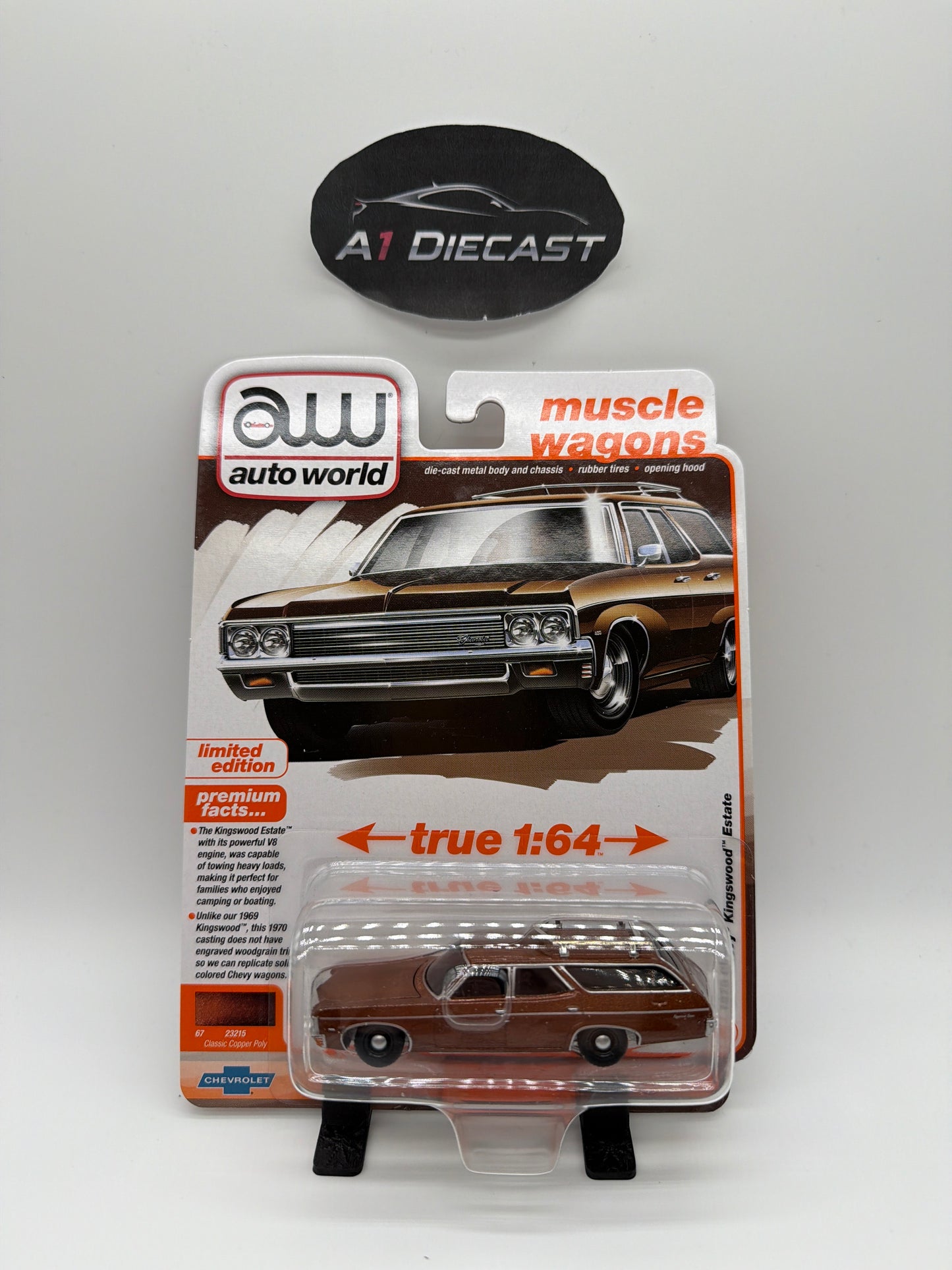Auto World Premium 1970 Chevy Kingswood Estate