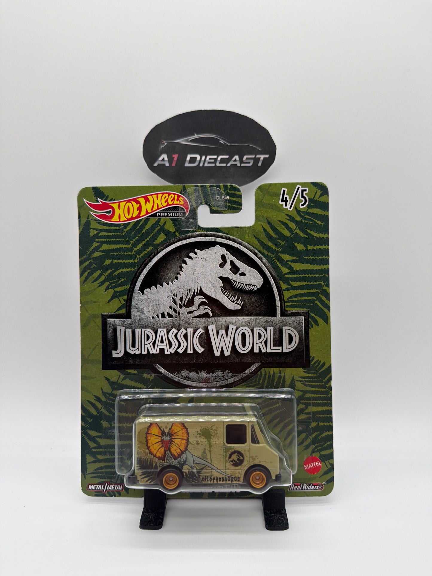 Hot Wheels Premium Jurassic World Combat Medic