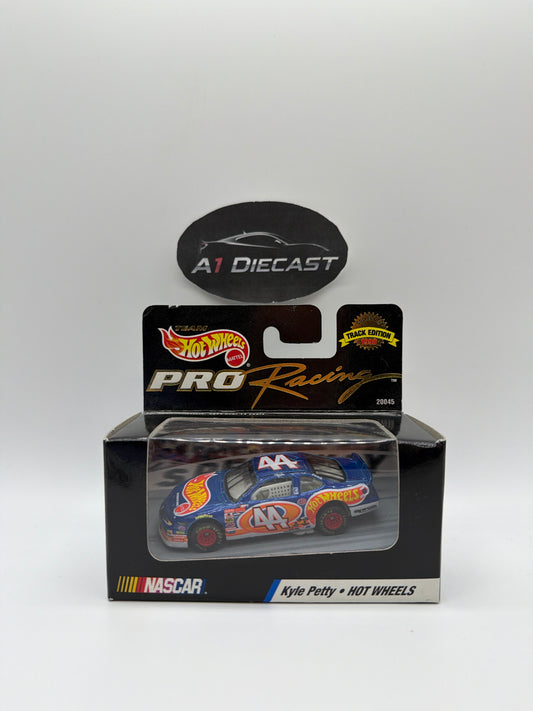 Team Hot Wheels Pro Racing Kyle Petty • Hot Wheels