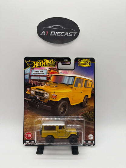 Hot Wheels Premium Boulevard Toyota Land Cruiser FJ43