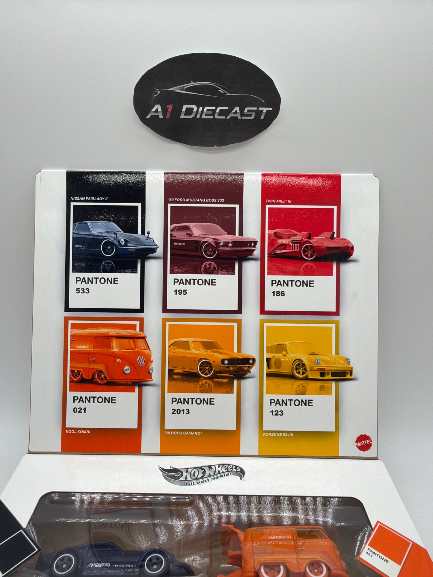 Hot Wheels Silver Series Pantone box Set