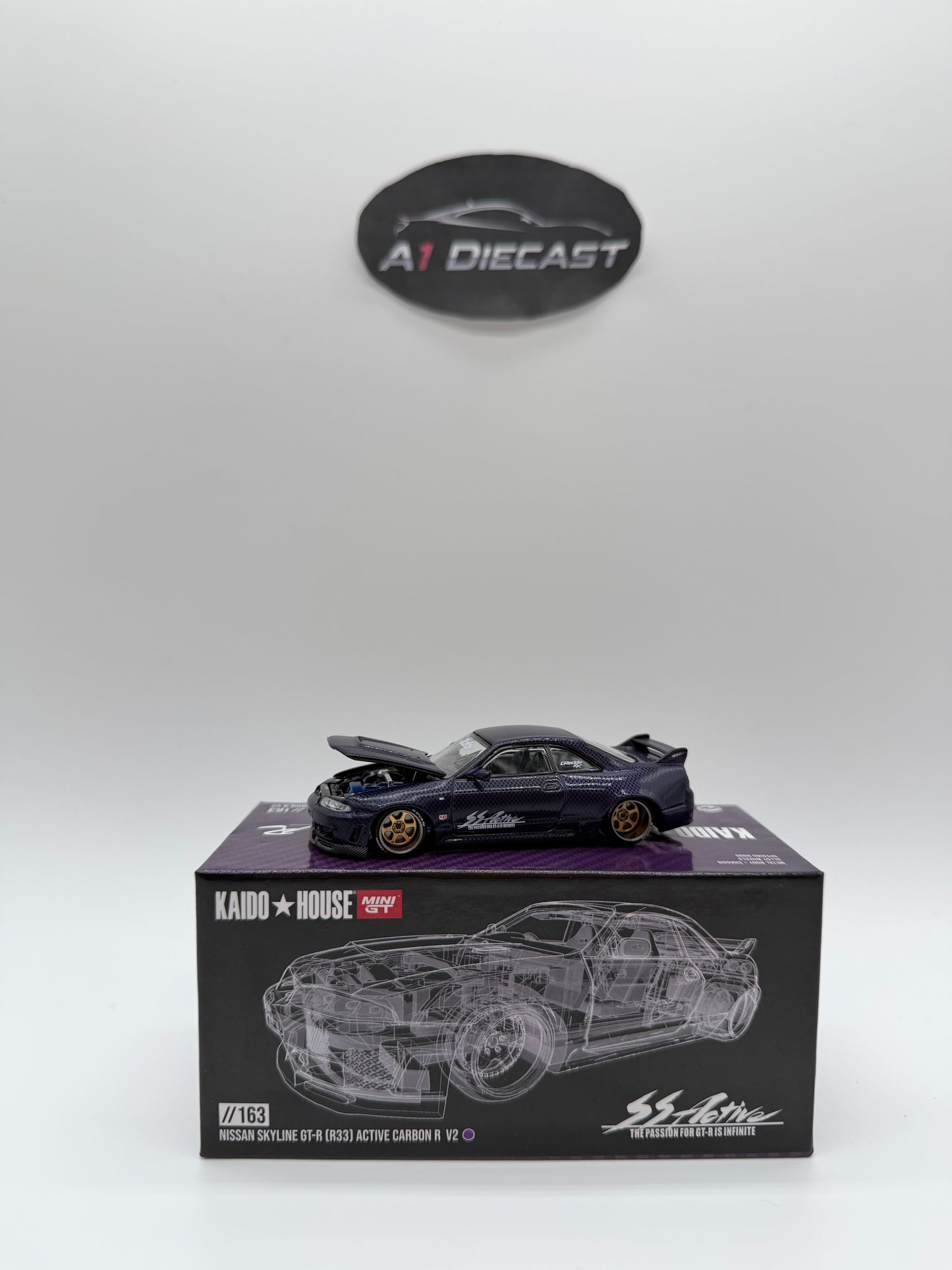 Kaido House Mini GT Nissan Skyline GT-R (R33) Active Carbon R V2 #163 (Opened box)