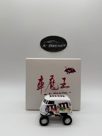 Demon King Auto Volkswagen T1 Bus M&M Big Wheels