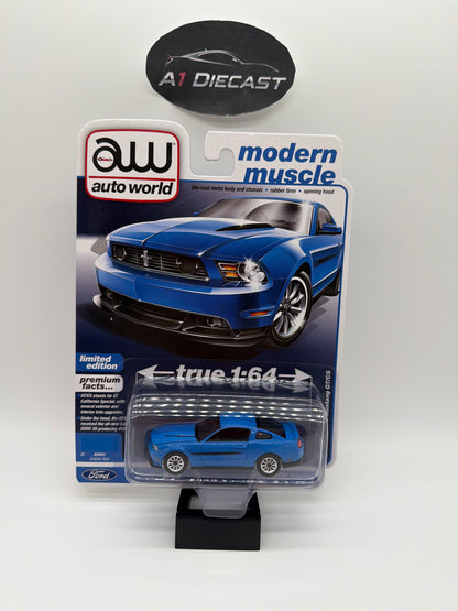 Auto World Premium 2012 Ford Mustang GT/CS