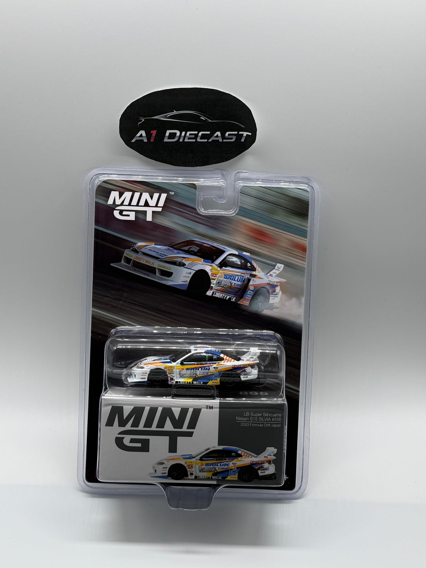 Mini GT LB-Super Silhouette Nissan S15 Silvia #555