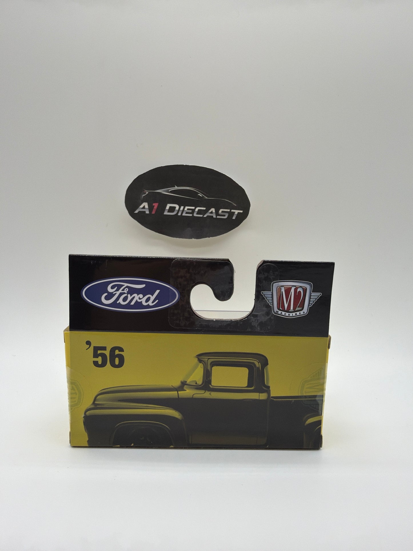 M2 Machines 1956 Ford F-100 Truck - Custom Chase