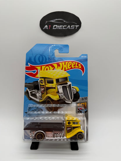 Hot Wheels Fast-Bed hauler Treasure Hunt