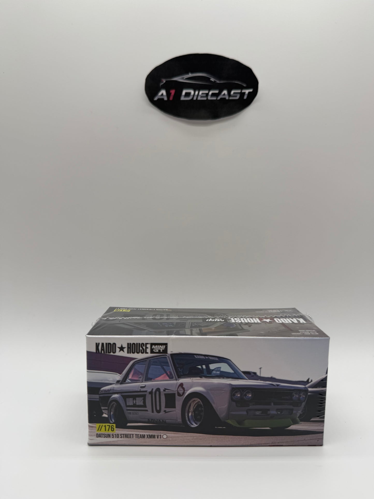 Kaido House Mini GT Datsun 510 Street Team XMM V1 Demo open box - 176
