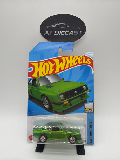 Hot Wheels Ford Escort RS2000Super Treasure Hunt
