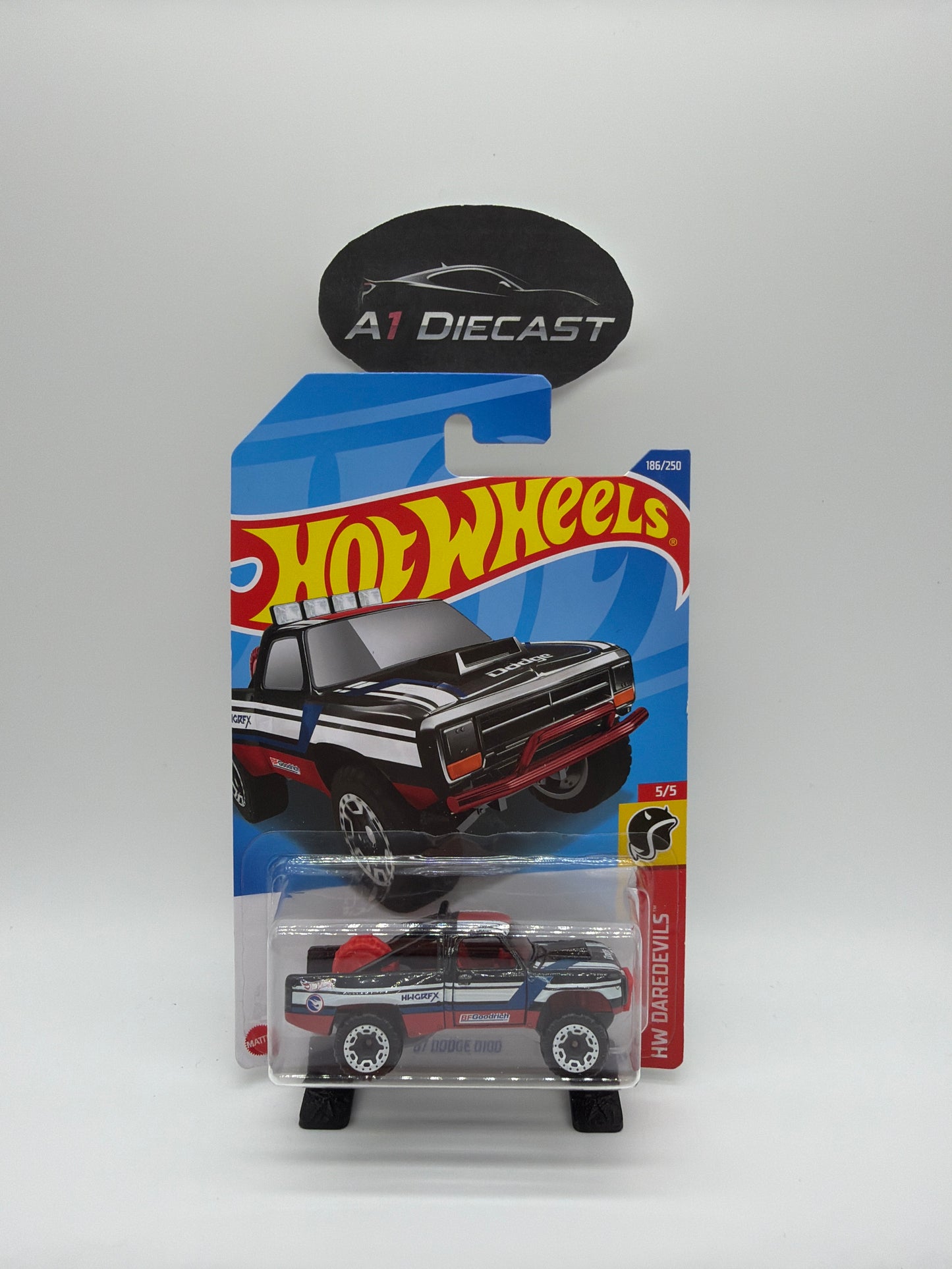 Hot Wheels ‘87 Dodge D100 Treasure Hunt