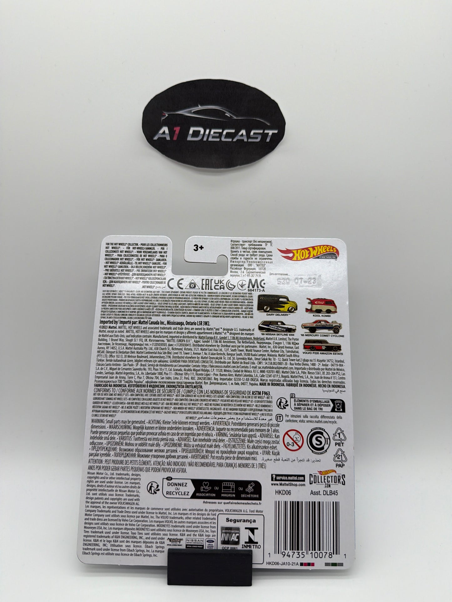 Hot Wheels Premium American Racing ‘65 Mercury Comet Cyclone