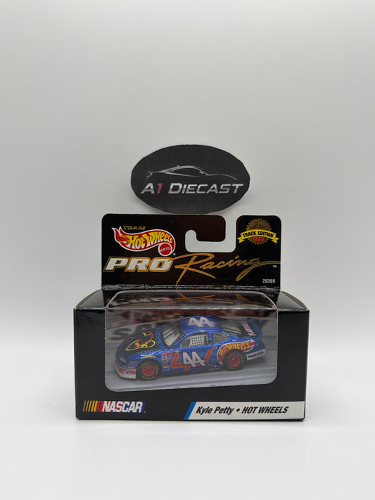 Team Hot Wheels Pro Racing Kyle Petty • Hot Wheels