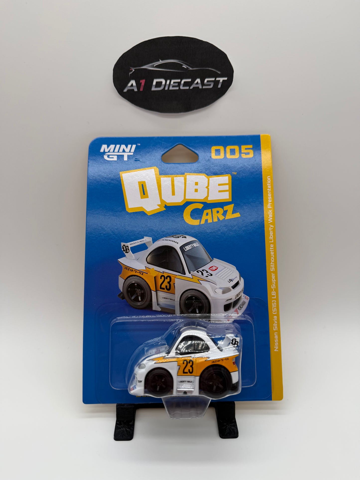 Mini GT Qube Carz Nissan Silvia (S15) LB-Super Silhouette Liberty Walk Presentation