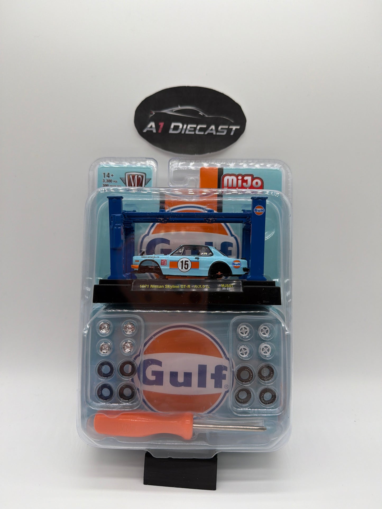 M2 Machines Model kit 1971 Nissan Skyline GT-R Gulf