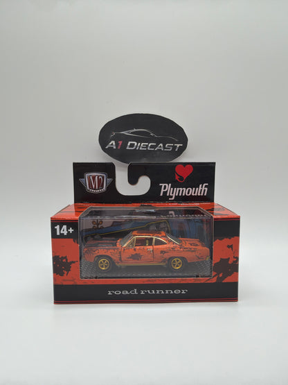 M2 Machines 1969 Plymouth Road Runner Chase