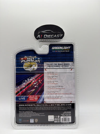 Greenlight Hot Pursuit 2022 Ford Mustang Mach-E GT Chase